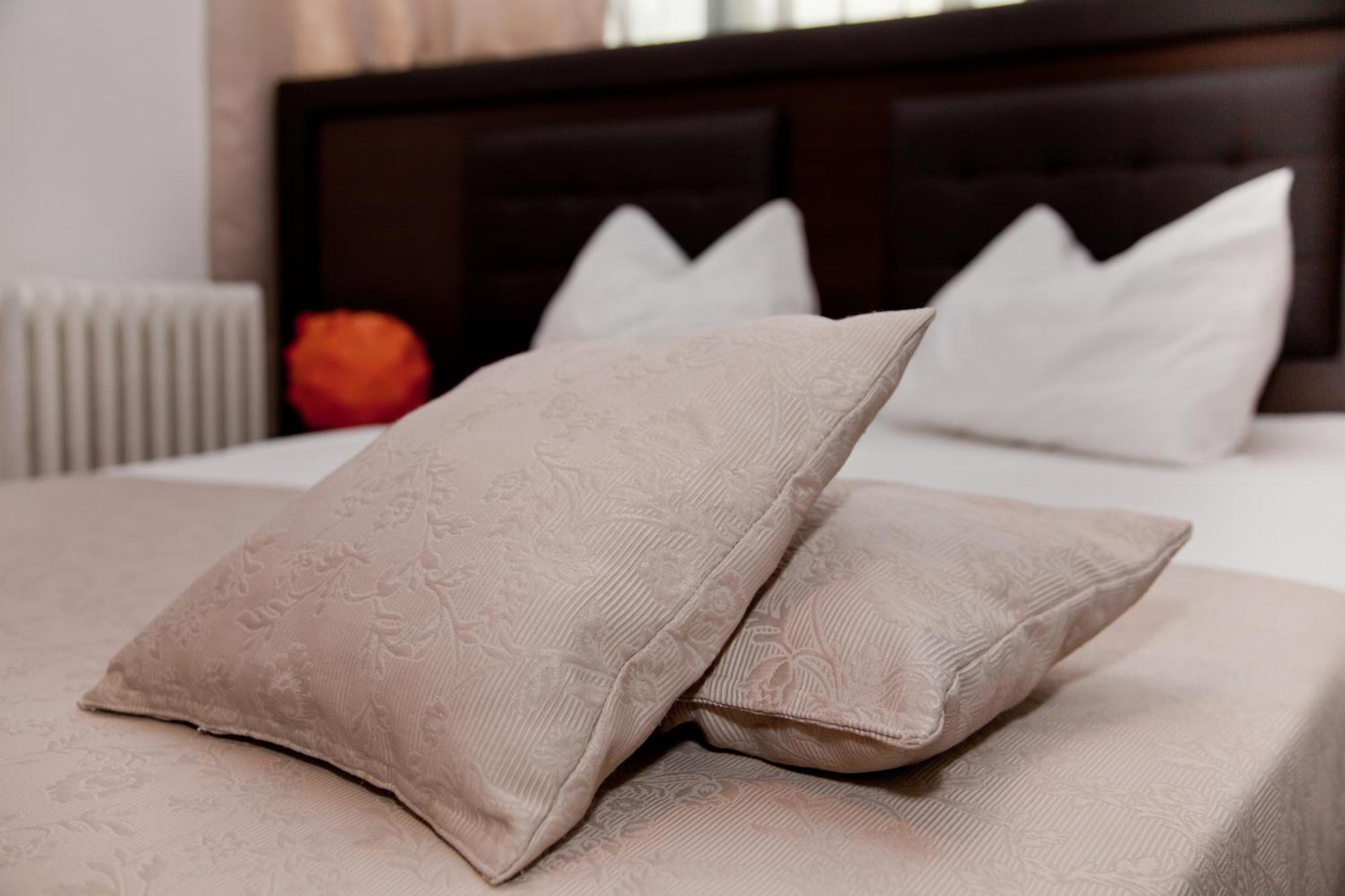 Hotel Metropol Pitesti Bilik gambar